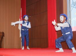 La emoción de la competencia de pantomima en la ciudad de Pasuruan FLS3N, expresiones sin sonido que se asombra a la audiencia

