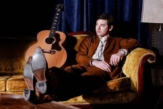 William Beckmann filmó el clip 'Lonely Over You' 'sin A / C en Texas Heat (exclusivo)


