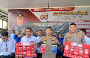 Los estudiantes de Cimahi no se unieron a la graduación después de ser arrestados Los estudiantes de Cimahi no se unieron a la graduación después de ser arrestados