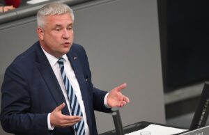 Político de CDU Abraham: Señal fuerte para el gobierno polaco | NDR.DE – Noticias Político de CDU Abraham: Señal fuerte para el gobierno polaco | NDR.DE - Noticias