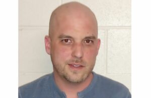 El alcalde de Missouri está acusado de haber robado $ 18,000 en máquinas muertas El alcalde de Missouri está acusado de haber robado $ 18,000 en máquinas muertas