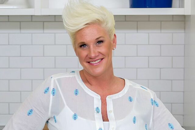 La estrella de Anne Burrell Food Network murió a los 55 años

