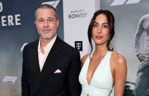 Brad Pitt e Ines de Ramon hacen una aparición rara en la alfombra roja juntos durante la primera ‘F1’ Brad Pitt e Ines de Ramon hacen una aparición rara en la alfombra roja juntos durante la primera 'F1'