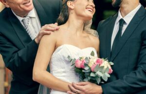 El padre de la novia da un discurso «egocéntrico» al matrimonio El padre de la novia da un discurso "egocéntrico" al matrimonio