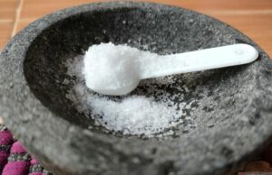 El contenido de sal en la cocina doméstica es menor que el proceso El contenido de sal en la cocina doméstica es menor que el proceso