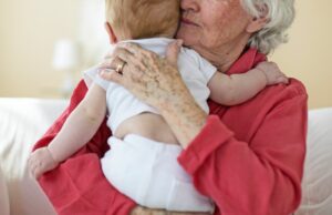 La pareja quiere cortar el contacto con la suegra después de insistir en cambiar el nombre de bebé La pareja quiere cortar el contacto con la suegra después de insistir en cambiar el nombre de bebé