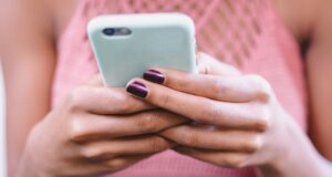 DISFORCIA EN LÍNEA: La historia sin escrúpulos detrás de la mujer bonita | NDR.DE – Noticias DISFORCIA EN LÍNEA: La historia sin escrúpulos detrás de la mujer bonita | NDR.DE - Noticias