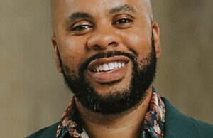 Preguntando a Eric: Descubrí que mi hija está teniendo una fiesta y no estoy invitado Asking Eric: I found out my daughter is having a party and I’m not invited