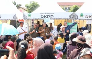 El gobierno provincial de Java Occidental abre medios de servicio público en Bekasi Regency El gobierno provincial de Java Occidental abre medios de servicio público en Bekasi Regency