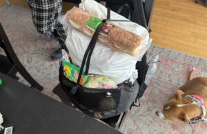 I carry the weight of the world I carry the weight of the world