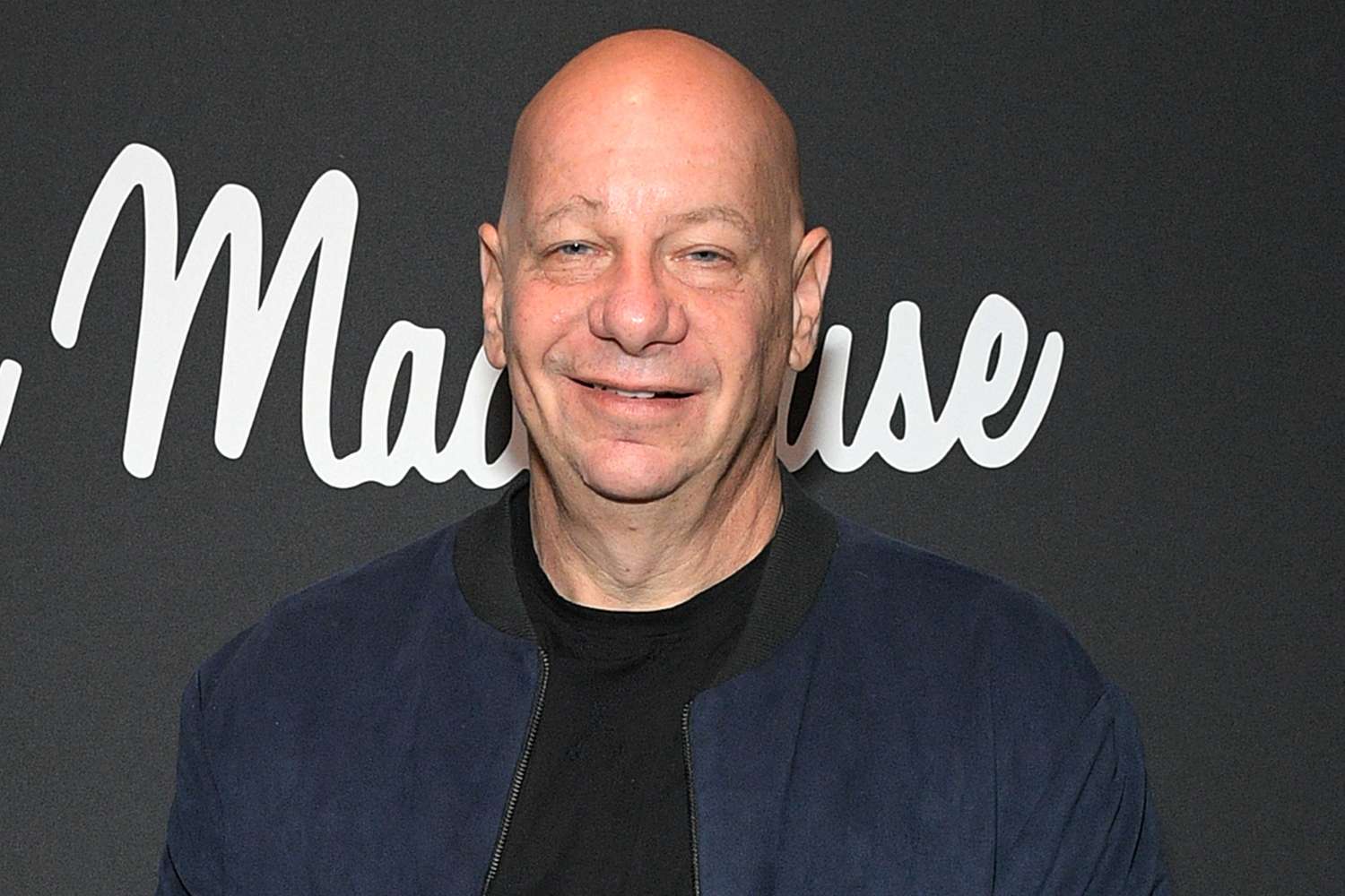 El actor Jeff Ross revela cómo el médico bromea su diagnóstico de cáncer.

