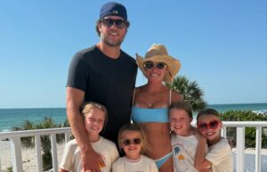 Kelly Stafford, Gummies Weed la convierte en una «mejor madre» para 4 niñas Kelly Stafford, Gummies Weed la convierte en una "mejor madre" para 4 niñas