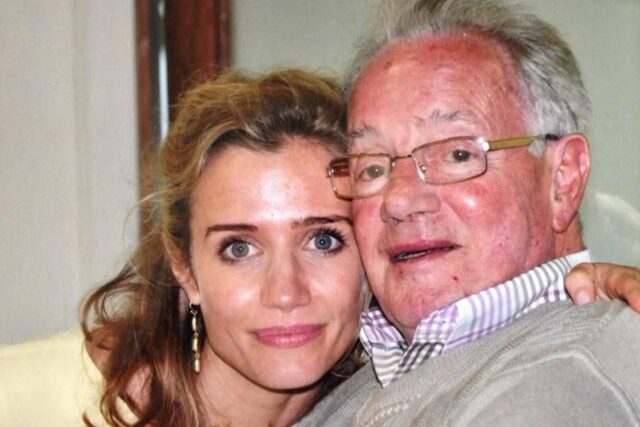 La estrella de `` Mobland '', Lisa Dwan, anuncia la muerte de papá el día del Día del Padre

