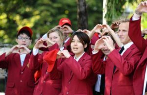 Miles de estudiantes extranjeros de 62 países de asalto de la Universidad de Muhammadiyah de Malang Miles de estudiantes extranjeros de 62 países de asalto de la Universidad de Muhammadiyah de Malang