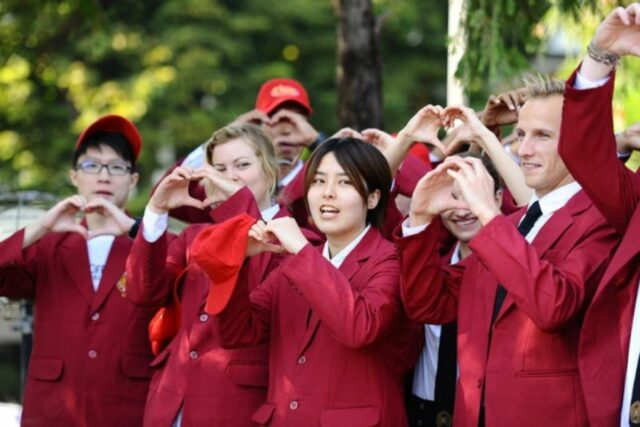 Miles de estudiantes extranjeros de 62 países de asalto de la Universidad de Muhammadiyah de Malang

