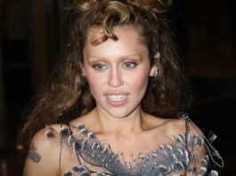 Miley Cyrus se arriesga a belleza con la última transformación de las cejas blanqueadas

