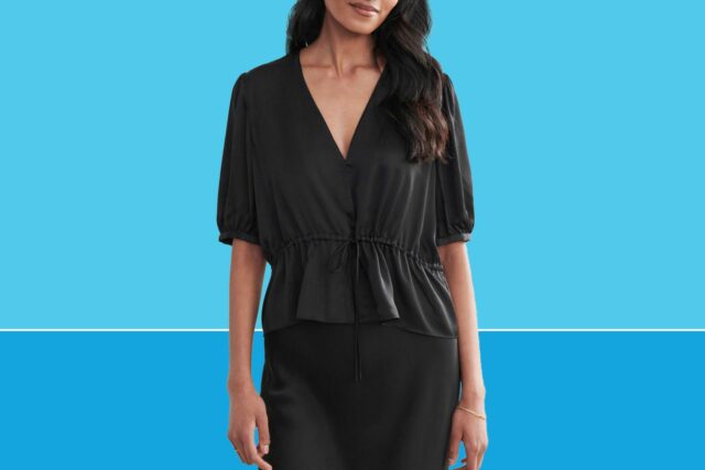 Mi blusa Jenni Kayne con mangas cortas está a la venta

