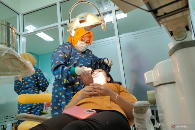 Tratamiento del conducto radicular en aras de superar la infección Tratamiento del conducto radicular en aras de superar la infección en la raíz del diente