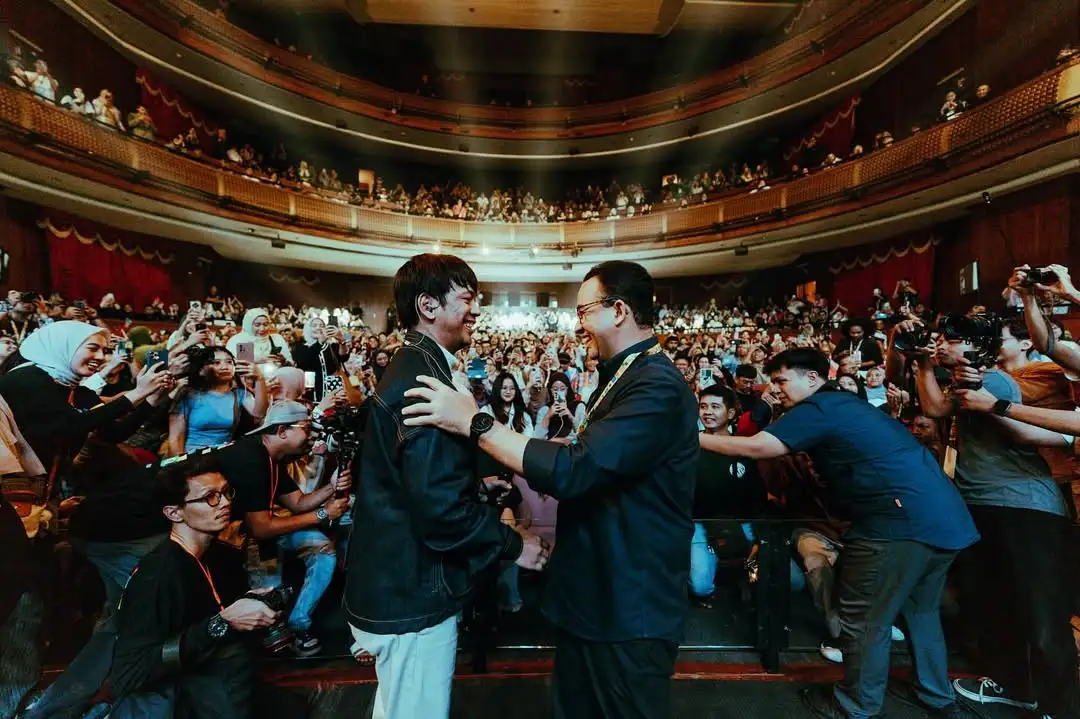 ¿Rian d'Asiv-Anies "entre ustedes"?

