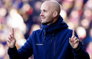 El nuevo entrenador del holandés Simoni de VFL Wolfsburg El nuevo entrenador del holandés Simoni de VFL Wolfsburg