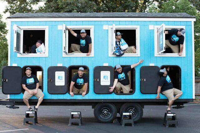 La innovadora solución del hombre innovador aborda el roaming, ayudando a 8 personas a la vez (exclusivas)

