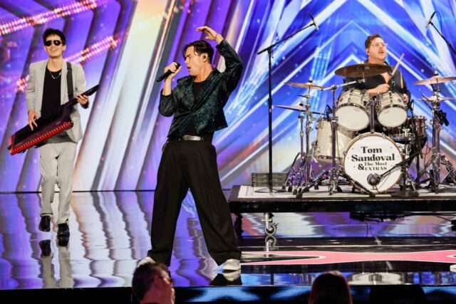 Tom Sandoval audiciona para America's Got Talent con su grupo

