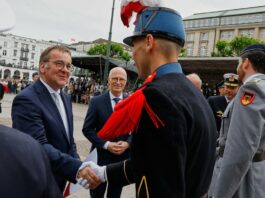 Pistorius en Hamburgo: Bundeswehr pertenece en el medio de la sociedad


