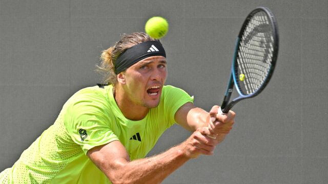 Zverev después de la victoria contra Shelton en la final de Stuttgart


