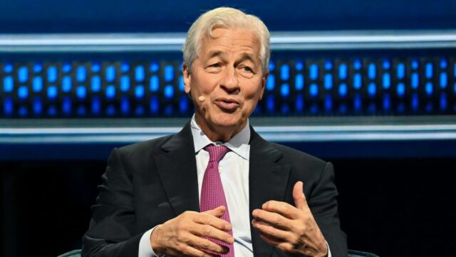 Jamie Dimon dice que Estados Unidos debería limitar las tasas de las tarjetas de crédito en Vermont y Massachusetts

 | 