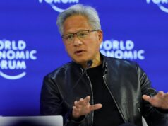 Huang de Nvidia viajará a China para vender chips de IA
| Huang de Nvidia viajará a China para vender chips de IA
|