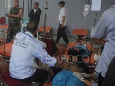 Cientos de estudiantes de SMAN 2 Kudus envenenados con MBG
| Cientos de estudiantes de SMAN 2 Kudus envenenados con MBG
|