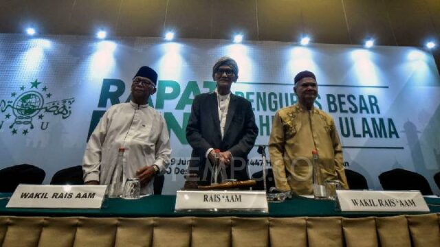 Gus Yahya se disculpa con Rais Aam PBNU a través Gus Yahya se disculpa con Rais Aam PBNU a través de una carta
|