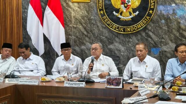 Diferencia entre los datos de BGN y del Ministerio de Religión para los internados islámicos que reciben MBG

 | 