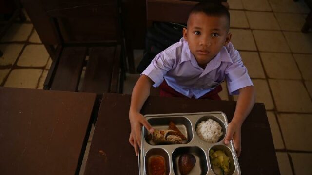 Los críticos de MBG Watch dicen que MBG es más importante que los empleos

 | 