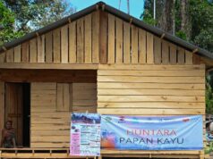 Se construyen 16.000 refugios en Aceh para las víctimas del desastre
| Se construyen 16.000 refugios en Aceh para las víctimas del desastre
|