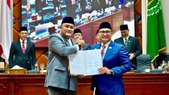 Sastra Winara agradece la rápida respuesta del regente de Bogor Sastra Winara agradece la rápida respuesta del regente de Bogor para satisfacer las aspiraciones de la comunidad en las redes sociales
|