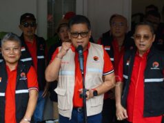 El PDIP responde a la dimisión de varios funcionarios del BEI y del OJK
| El PDIP responde a la dimisión de varios funcionarios del BEI y del OJK
|