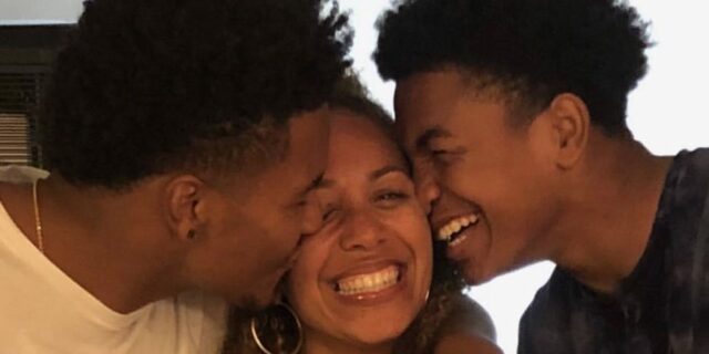 Soy mamá de la NFL: el estrés financiero incluso me sorprendió

 | Parenting,as-told-to,parenting,parenting-freelancer,nfl,college-football