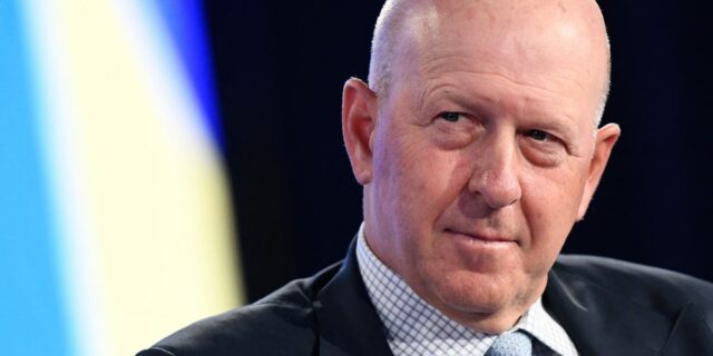 Goldman Sachs suma 7 miembros al comité de gestión procedentes de activos y patrimonio

 | Finance,finance,wall-street,goldman-sachs,asset-management,wealth-management,banking,financial-services,david-solomon,beacon-industries-big-bet