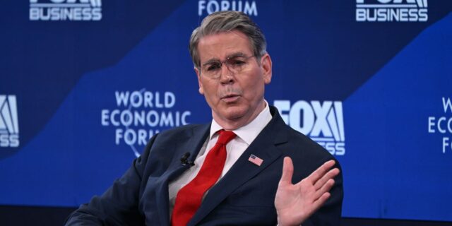 El Tesoro canceló contratos con Booz Allen Hamilton después de la filtración de impuestos

 | Finance,scott-bessent,trump,consulting,booz-allen-hamilton