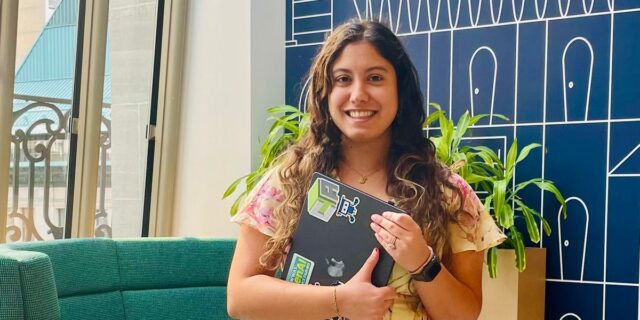 Amazon me despidió; Encontré un nuevo trabajo en 2 semanas: así es como

 | Careers,as-told-to,layoffs,amazon-company,job-search,careers,technology,amazon,job-market,tech,big-tech,jane-zhang,contributor-2026,changing-workplace-big-bet