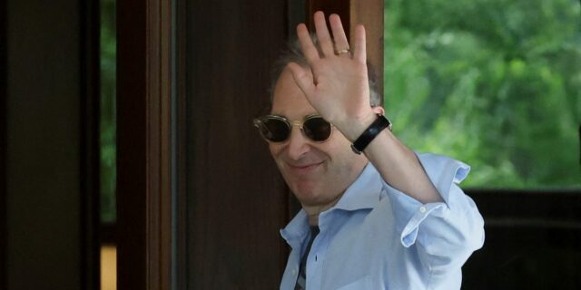 Despidos de Amazon: memorandos filtrados explican los recortes de empleo en medio del cambio de startups

 | Tech,Enterprise,amazon,layoffs,limited-synd,scoop,exclusive,beacon-industries-big-bet,technology,amazon-company,employment,business