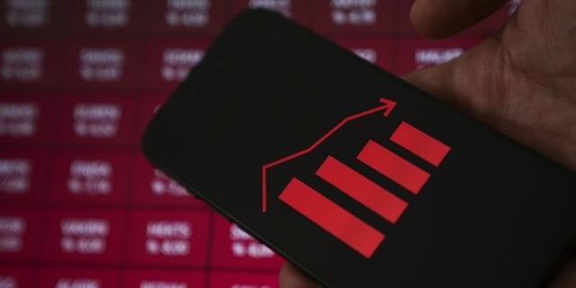 La IA es una burbuja del tamaño de un planeta, la caída de las acciones de Microsoft es una advertencia: Gordon

 | Finance,Tech,trending-uk,business,finance,tech,ai,stocks,ai-bubble,stock-market-outlook,erik-gordon,microsoft