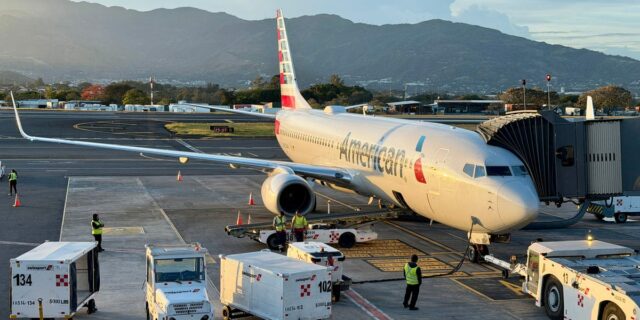 Trump dice que las aerolíneas pueden volar a Venezuela y American anuncia planes

 | Transportation,donald-trump,venezuela,aviation,airlines,american-airlines,trending-uk