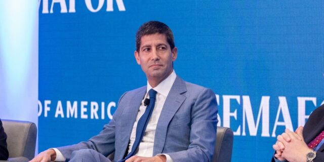 Lo que dice la gente inteligente sobre el nombramiento de Kevin Warsh como presidente de la Reserva Federal

 | Economy,federal-reserve,economy,politics,central-bank,kevin-warsh