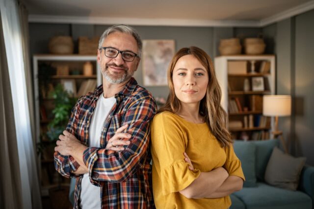 “Es mi dinero”: Mi herencia de 800.000 dólares se destina a pagar una casa de 1,6 millones de dólares. ¿No debería decidir dónde vivimos mi marido y yo?

 | 