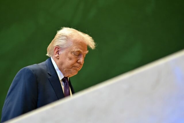 Las acciones automovilísticas y farmacéuticas de Corea del Sur se vieron afectadas después de que Trump amenazara con imponer aranceles del 25%.

 | 