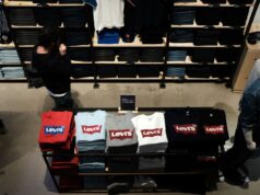 Así podría ser el 2026 para Levi’s: más vestidos, menos denim y un ‘estilista’ de IA
| Así podría ser el 2026 para Levi's: más vestidos, menos denim y un 'estilista' de IA
|
