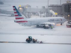 10.000 vuelos cancelados, 200 millones de dólares afectados por la tormenta y caída de las acciones: la mala semana de American Airlines
| 10.000 vuelos cancelados, 200 millones de dólares afectados por la tormenta y caída de las acciones: la mala semana de American Airlines
|
