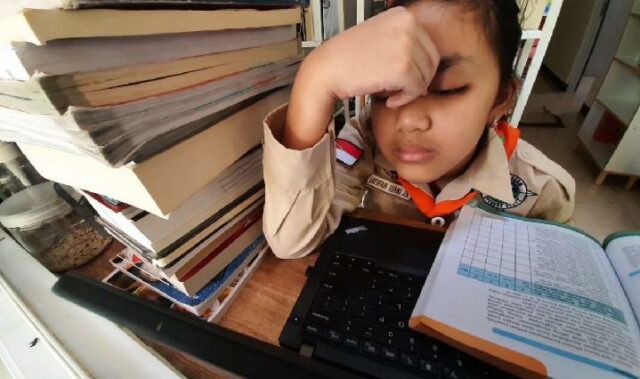 71.433 estudiantes en Bandung reportaron problemas de salud mental

 | 